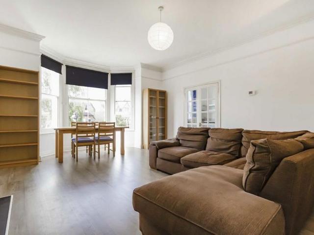 Apartment for rent in London Borough of Ealing, Greater London