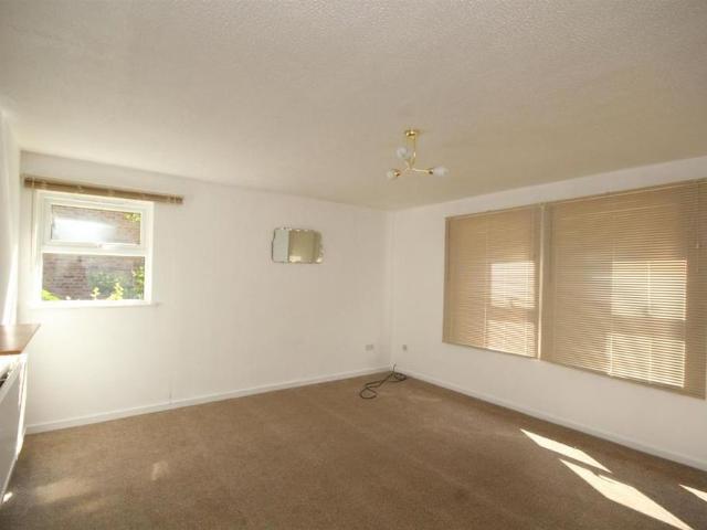Apartment for rent in Navestock Side, Essex