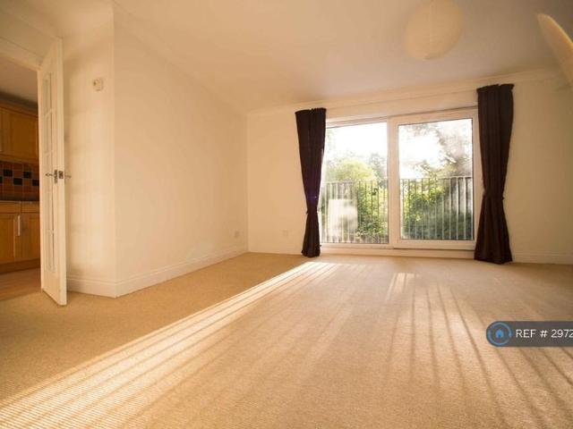Apartment for rent in Harestock, Hampshire