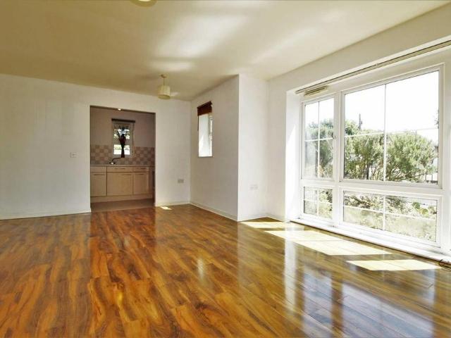 Apartment for rent in Slough