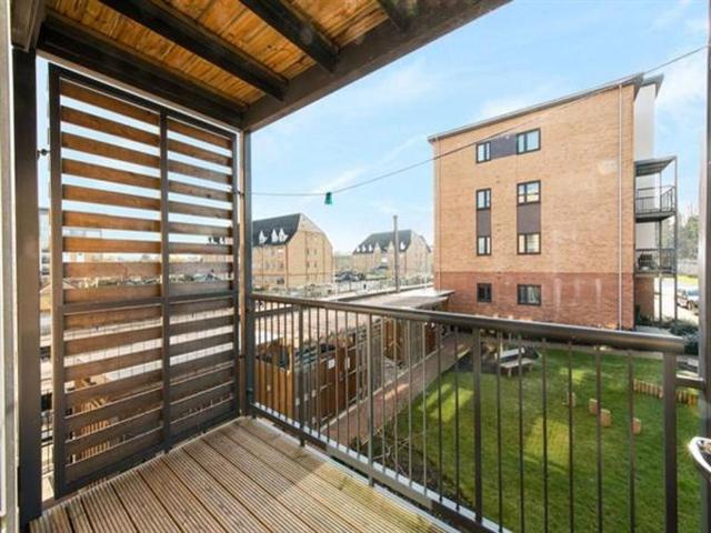 Flat for rent in Elstree and Borehamwood, Borehamwood
