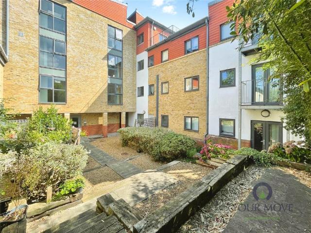 Flat for rent in Midway, Kent