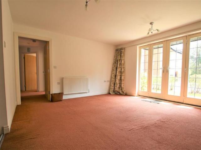 Apartment for rent in Sleepers' Hill, Hampshire