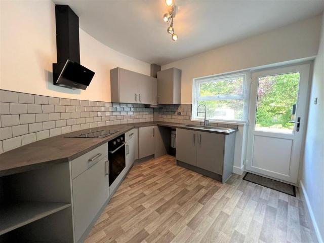 Apartment for rent in Stubbin, Deepcar