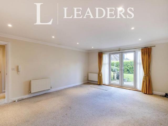 Apartment for rent in Old Milton, Ashurst Bridge