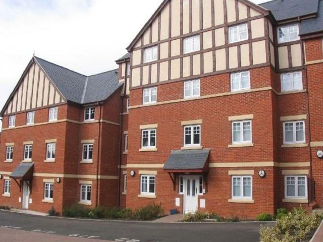 Flat for rent in Darlington, Pierremont