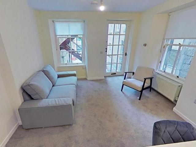 Flat for rent in New Town, Scotland