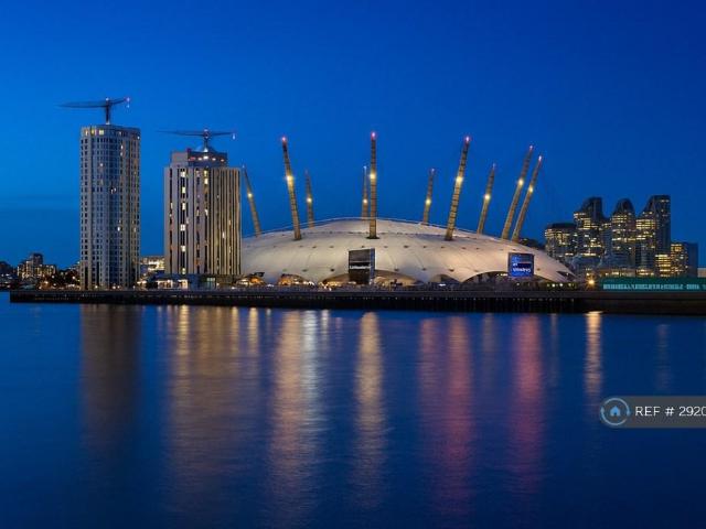 Flat for rent in Blackwall, Greater London