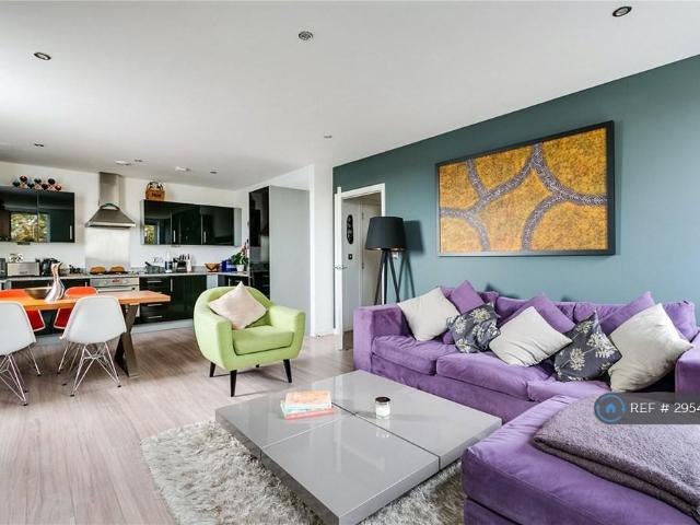 Flat for rent in Balham, Greater London