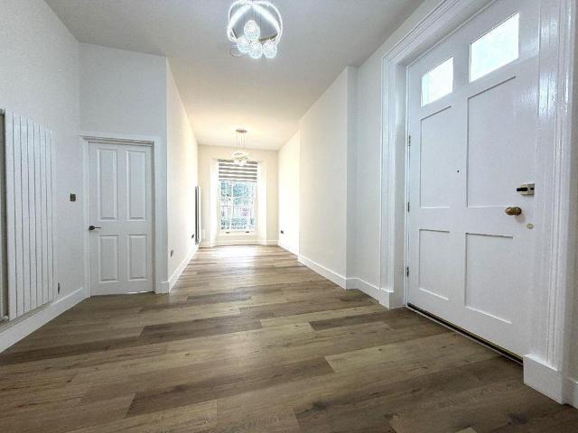 Flat for rent in Epping, Essex