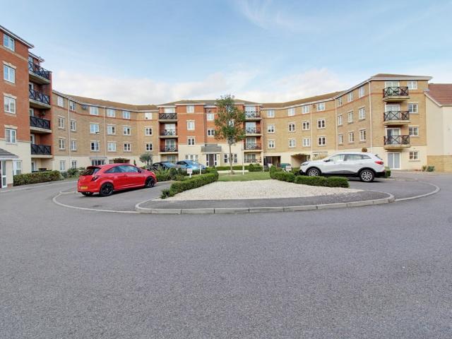 Apartment for rent in Kursaal Estate, Alton Barnes