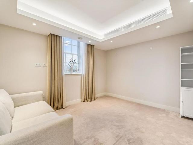 Apartment for rent in Petersham, Greater London
