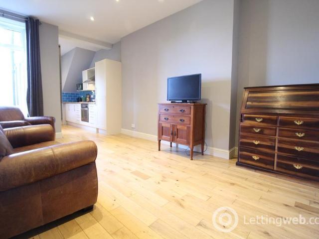 Apartment for rent in Sunnybank, Ballindoch
