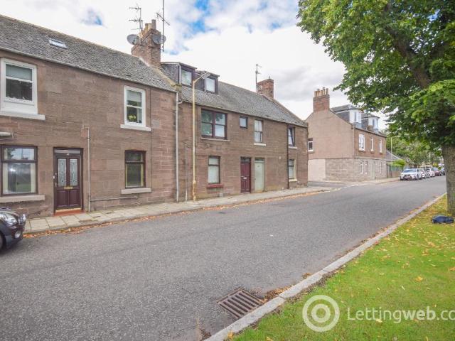Apartment for rent in Ferryden, Scotland