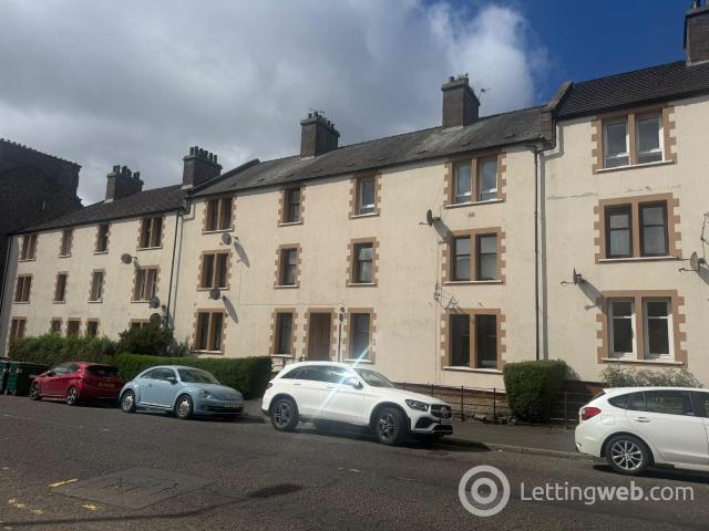 Apartment for rent in Law, Scotland