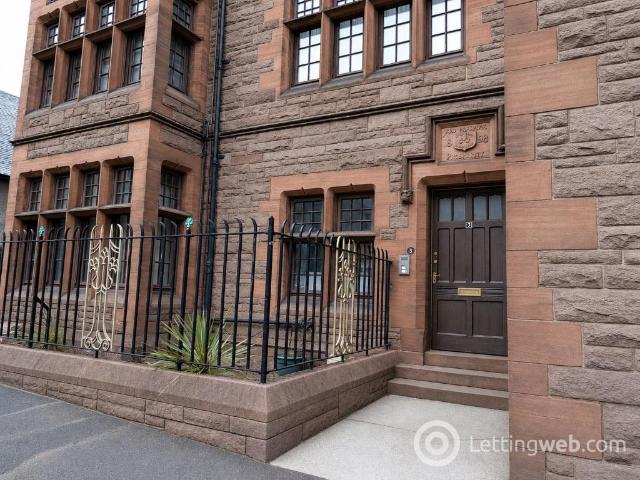 Apartment for rent in Scotland