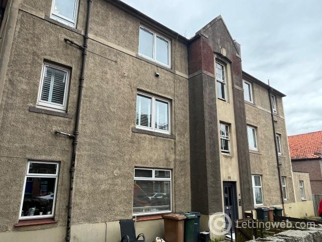 Apartment for rent in Wardie, Trinity