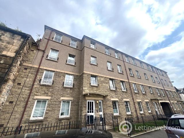 Apartment for rent in Leith, Scotland