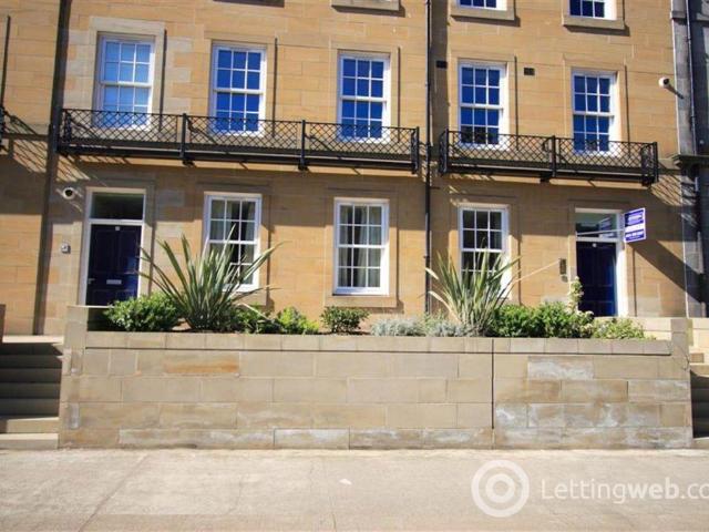 Apartment for rent in Hillside, Leith