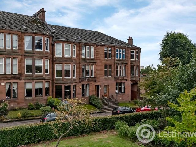 Apartment for rent in Thornwood, Glasgow