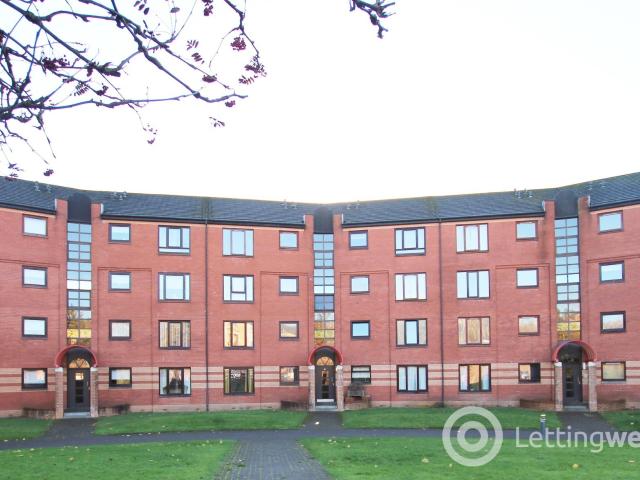 Apartment for rent in Petershill, Springburn