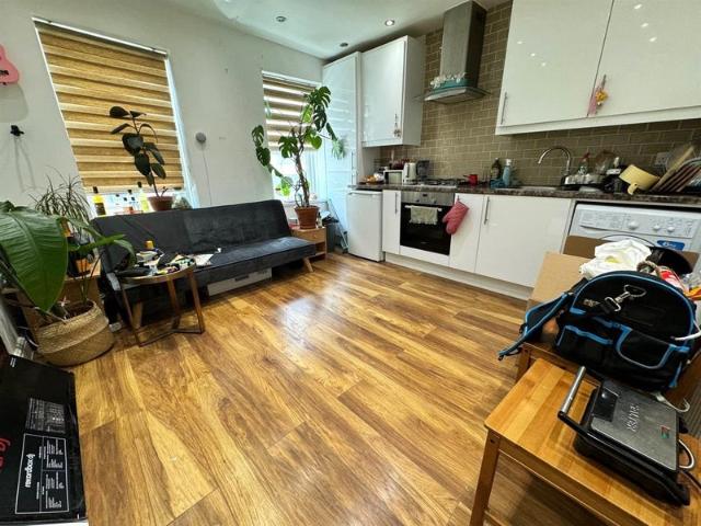 Apartment for rent in London Borough of Tower Hamlets, Greater London