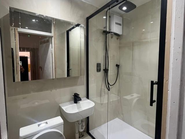 Apartment for rent in London Borough of Ealing, Greater London