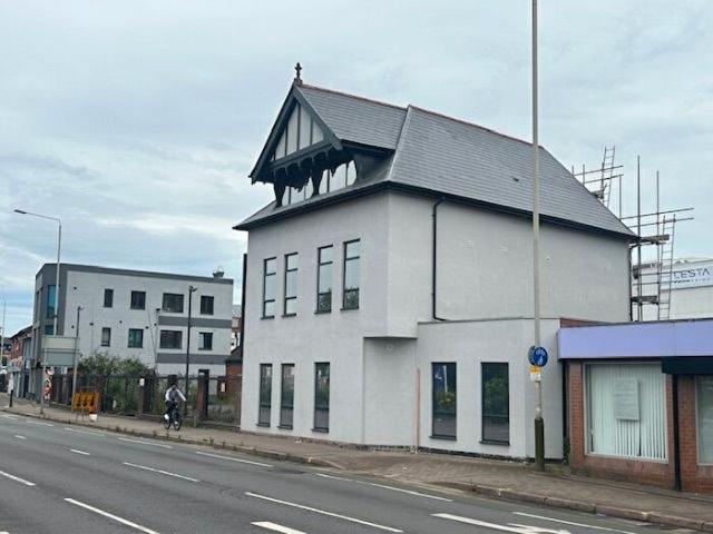 Apartment for rent in Spinney Hills, Old Wharf