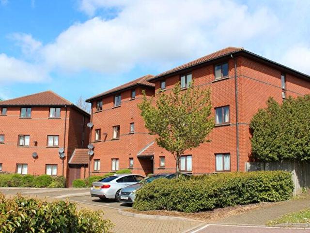 Apartment for rent in Shenley Brook End, Milton Keynes