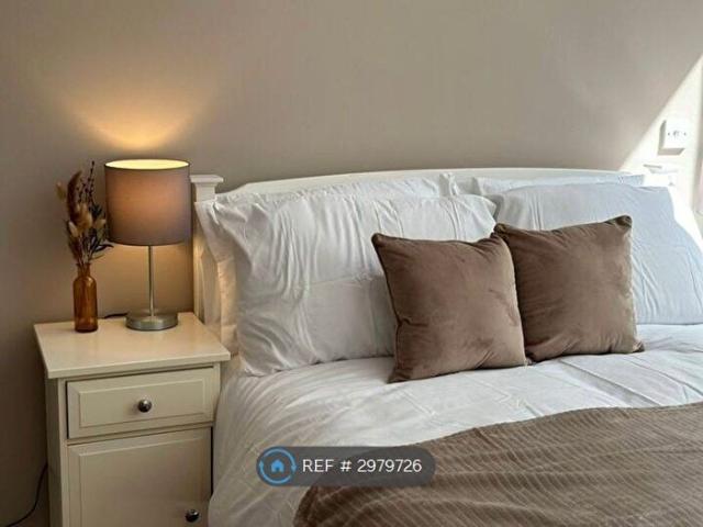 Apartment for rent in St Matthew's, Old Wharf