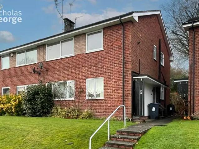 Apartment for rent in Wake Green, Birmingham