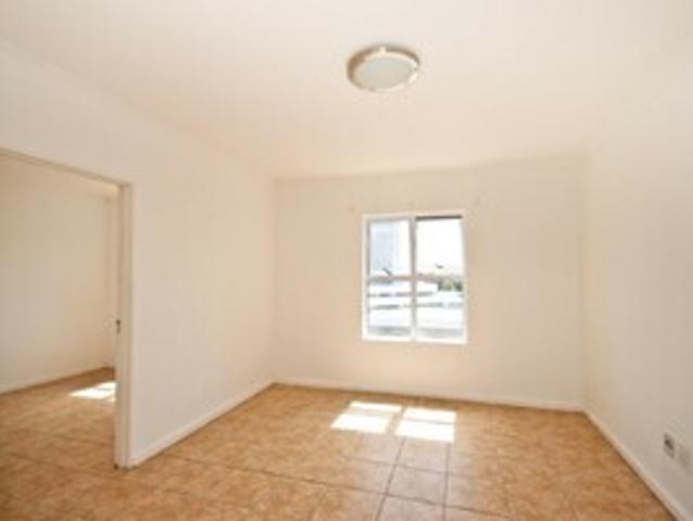 Flat for rent in Cape Town, Western Cape