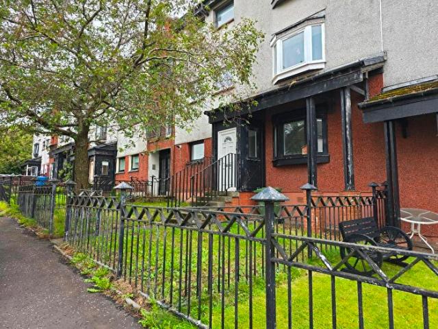 Apartment for rent in Gartloch, Scotland
