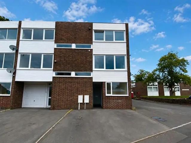 Apartment for rent in Abbey End, Warwick