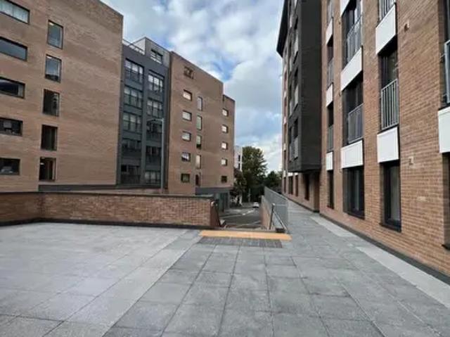 Apartment for rent in Calton, Scotland
