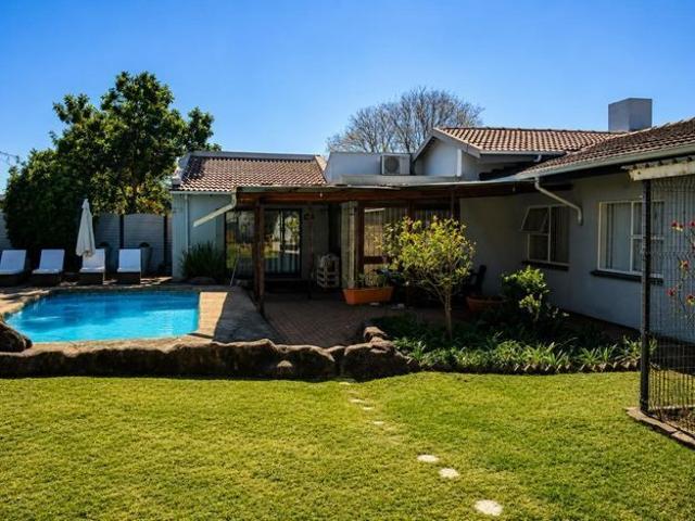 Apartment for rent in Glenmarais, Ekurhuleni