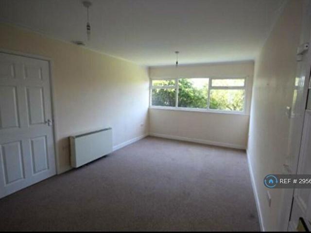 Apartment for rent in Coleshill CP, Gun Hill