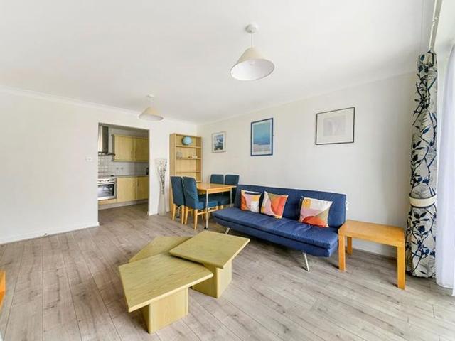 Apartment for rent in Boardwalk Place, Blackwall