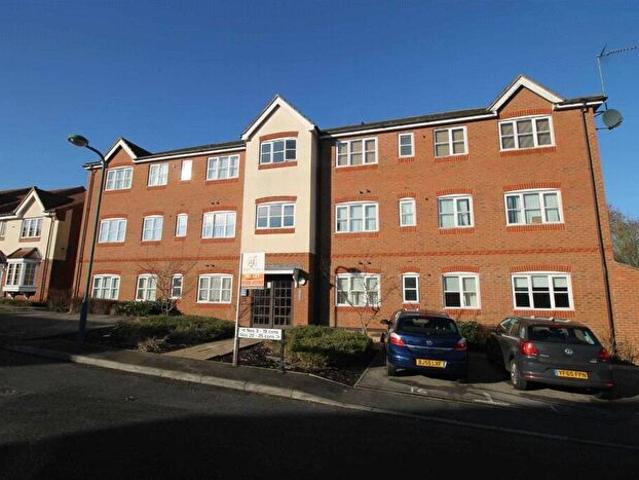 Apartment for rent in Oakhill, Shenley Church End