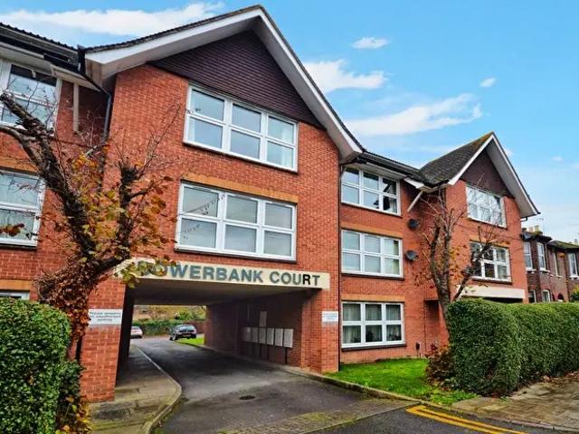 Apartment for rent in Coppice, Aylesbury