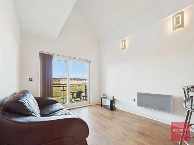 Apartment for rent in Nangreaves, Wales