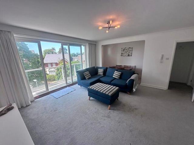 Apartment for rent in Langland, Newton