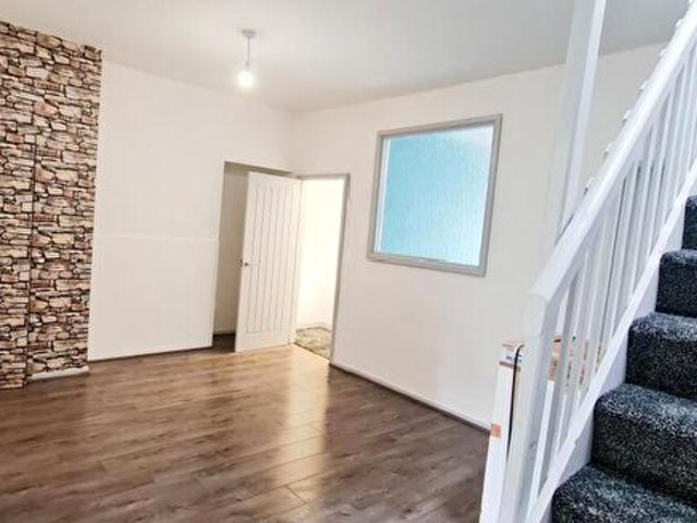 Apartment for rent in Mount Pleasant, Swansea