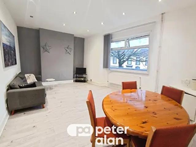 Apartment for rent in Brynmill, Swansea