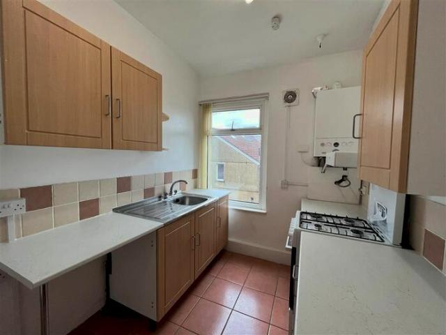 Apartment for rent in Coedffranc, Skewen