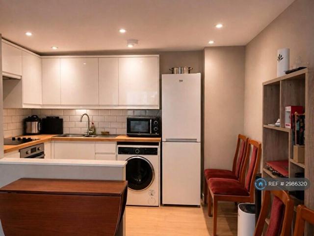 Apartment for rent in Caldecott, Dromore