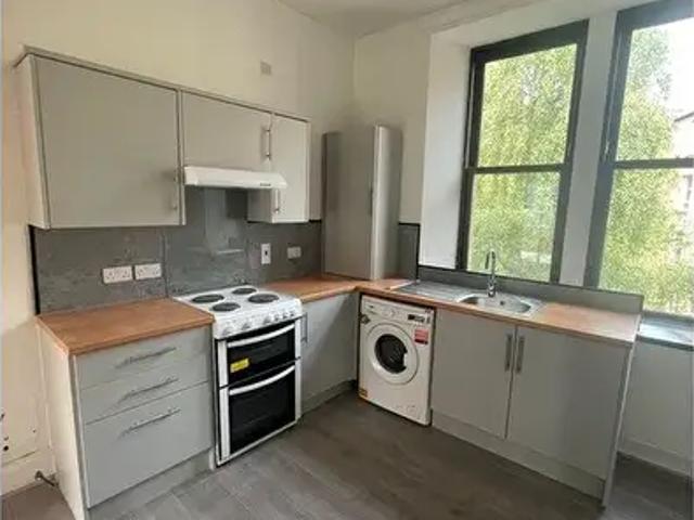 Apartment for rent in Dowanhill, Scotland