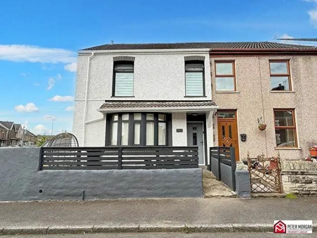 Apartment for rent in Coedffranc, Skewen