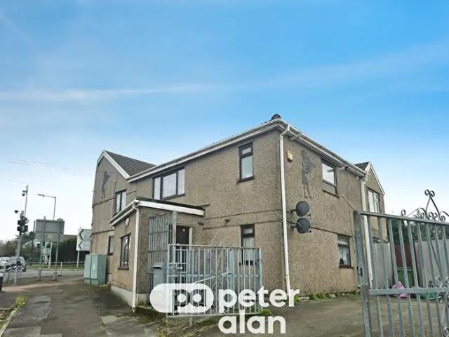 Apartment for rent in Fforest-fach, Swansea