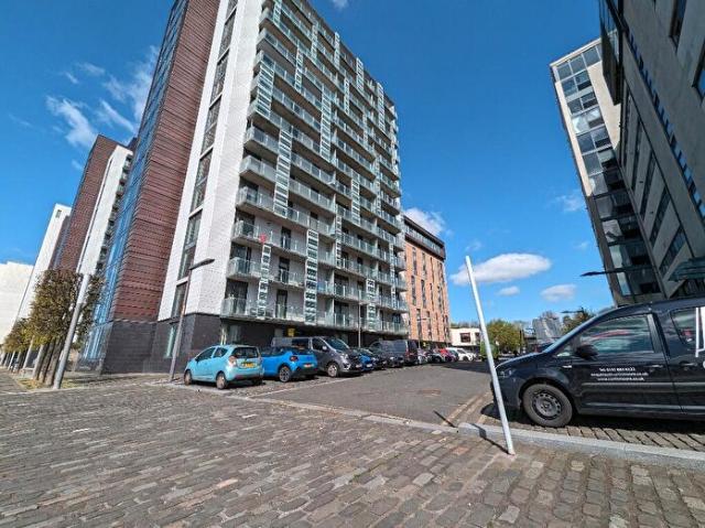 Apartment for rent in Broomhill, Scotland